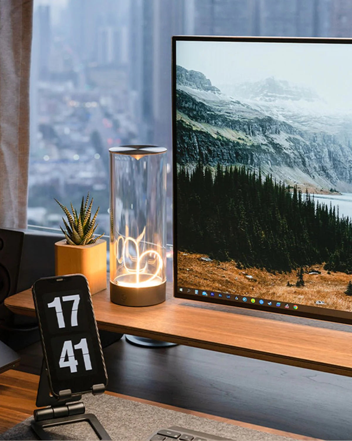Fila Night Desk Lamp with Modern Design