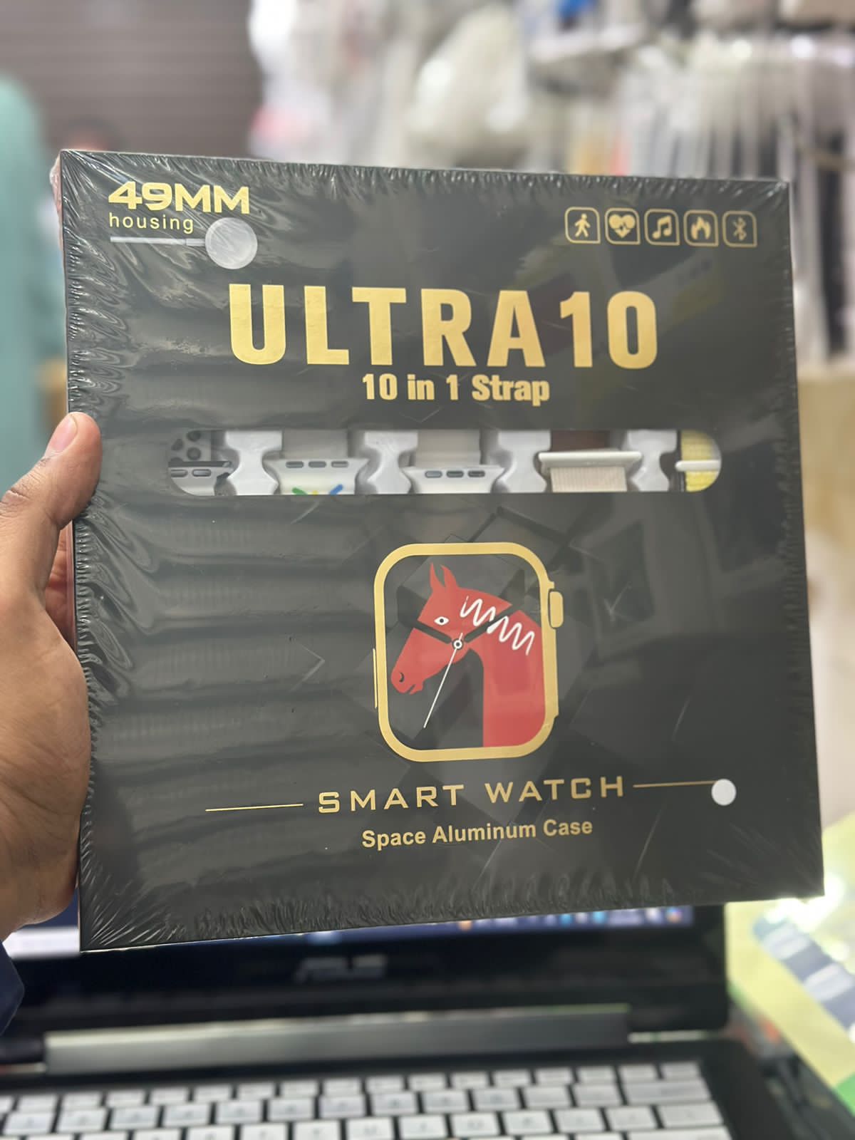 ULTRA 10 IN 1 STRAP SMARTWATCH